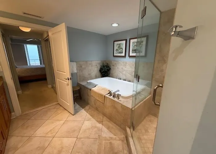 Ocean View Steps From The With Balcony Wifi Ac & Shared Pool Holiday home Ocean City