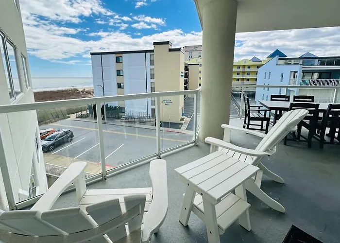 Ocean View Steps From The With Balcony Wifi Ac & Shared Pool